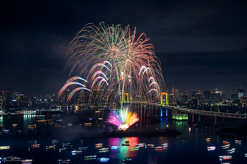 Tokyo Odaiba Rainbow Fireworks 2018 (December 22nd)