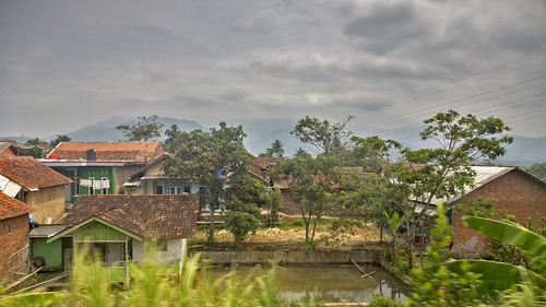 vacation holiday asia indonesië indonesia java trainride kalodaya view green landscape houses village id