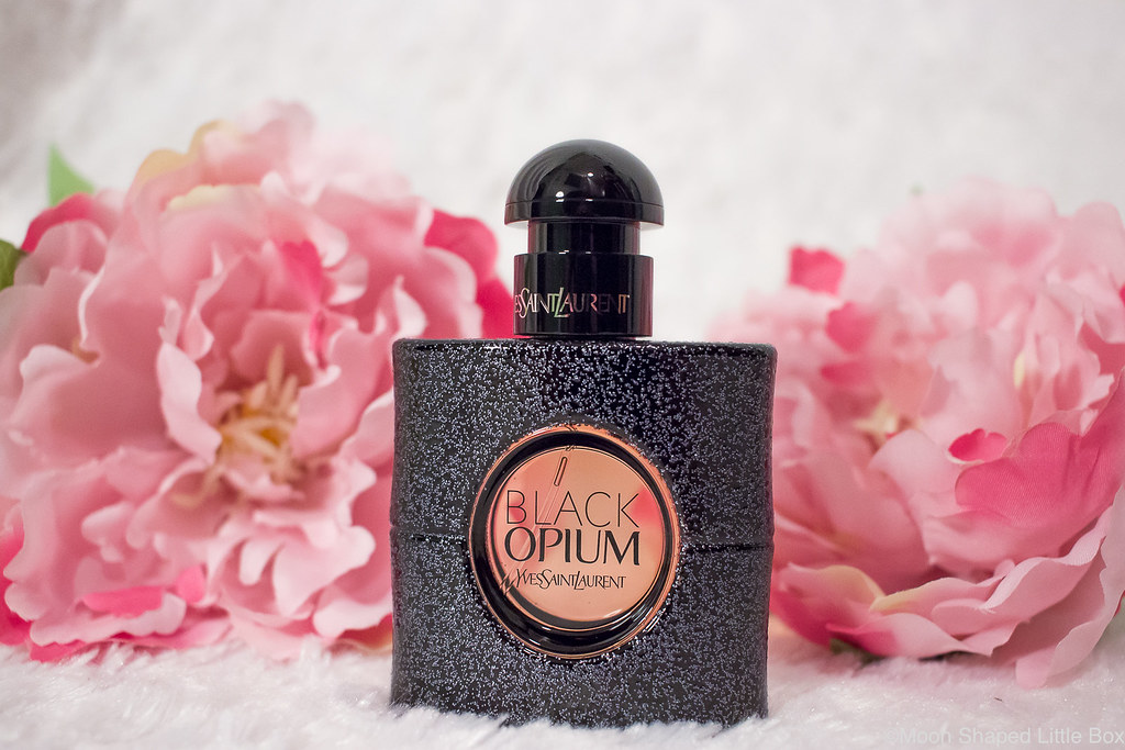 Yves_Saint_Laurent_Black_Opium_Parfum-5