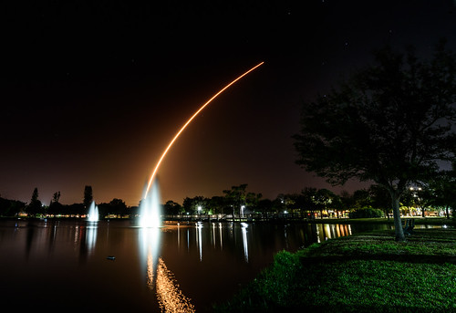 indianharbourbeach lighttrails spacelaunch spacex florida rocket spacecoast chuckpalmer