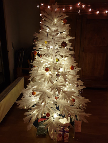 Weihnachtsbaum, künstlich