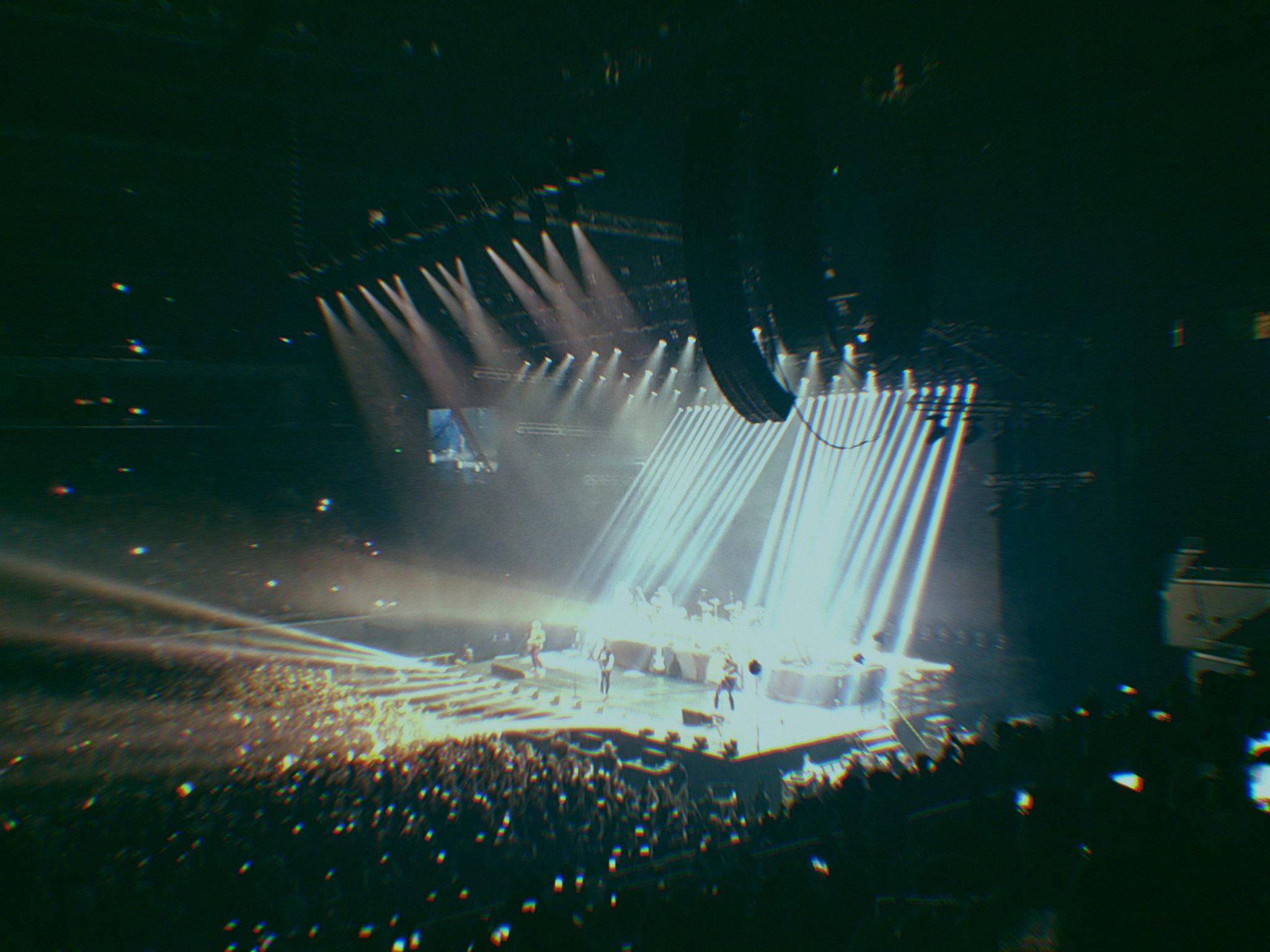 Gudak Photos: Maroon 5 Manila Concert