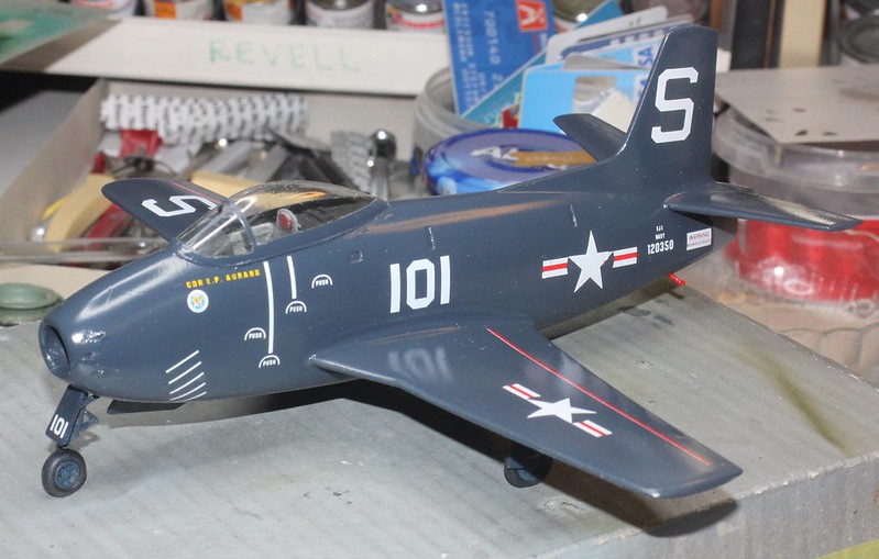 North American FJ-1 Fury, Czech Models, 1/48 - Sida 3 40148304393_b62cb93b85_c