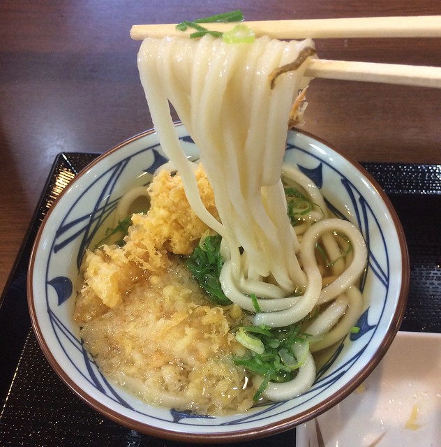 Shrimp tempura with udon noodles