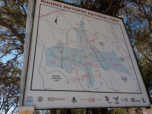 POR ZIMBABWE Y BOTSWANA, DE NOVATOS EN EL AFRICA AUSTRAL - Blogs de Africa Sur - Explorando el Parque Nacional de Matobo (16)