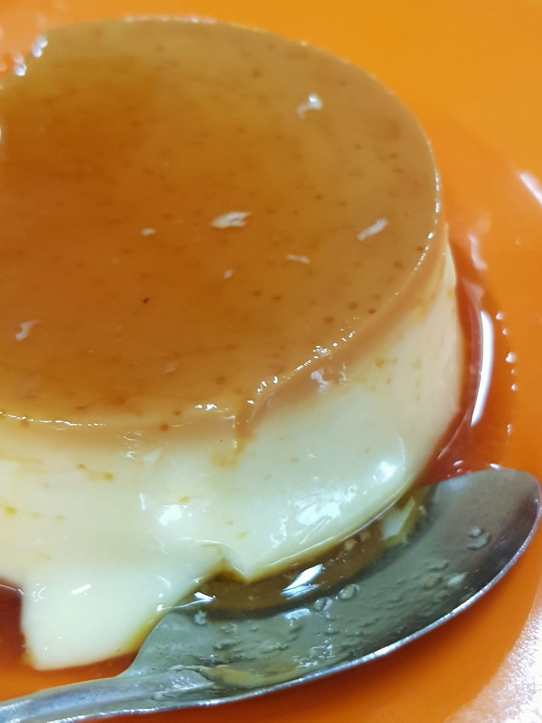 燉蛋 Egg Caramel Custard rm$2.50 @ Thean Chun (天津茶室) Ipoh