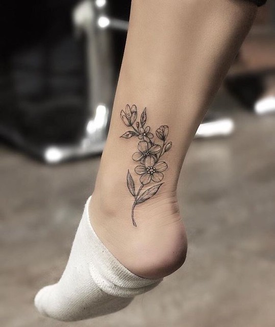 Tatuajes Flor de Cerezo con mucho Significado - Mini Tatuajes