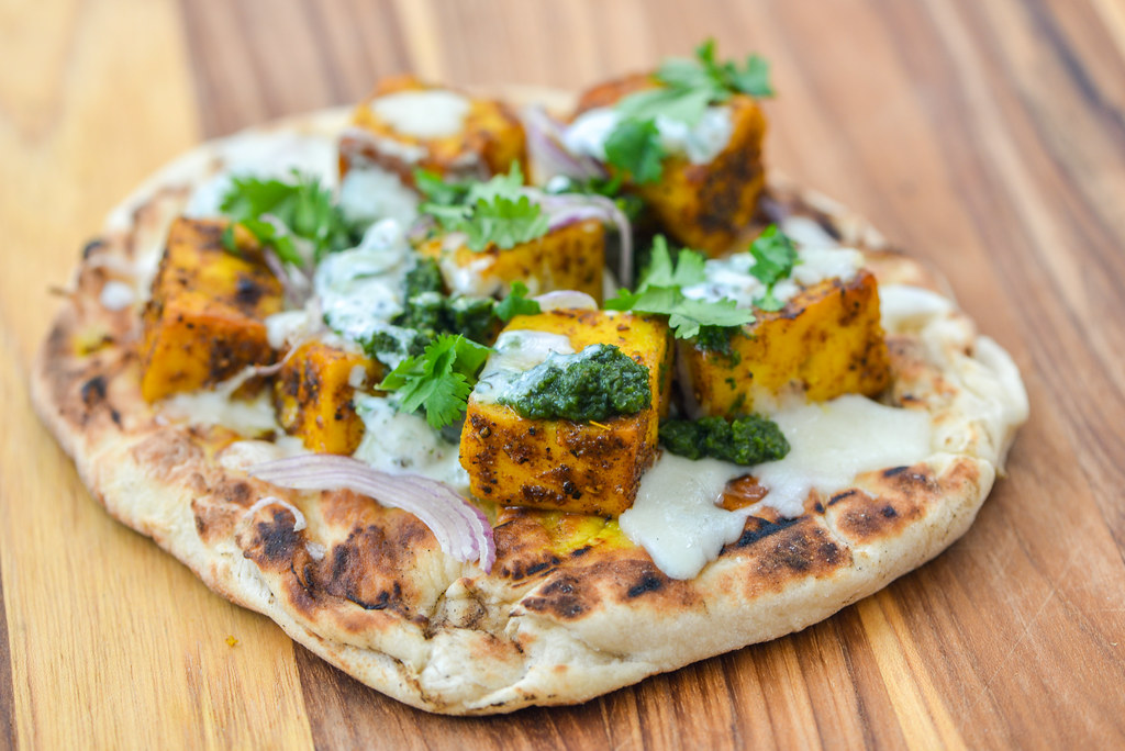 Naan Pizza with Spiced Paneer