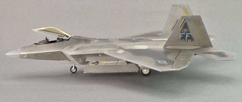 Academy 1/72 F-22A Air Dominance Fighter aka "Raptor" 45779255014_104d3acee8_c