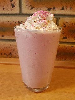 Ekka Strawberries and Cream Shake