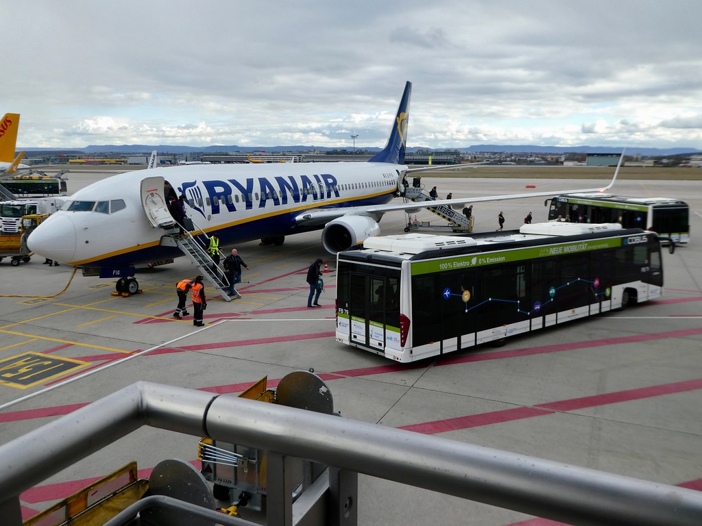 Ryanair Stuttgart Airport 