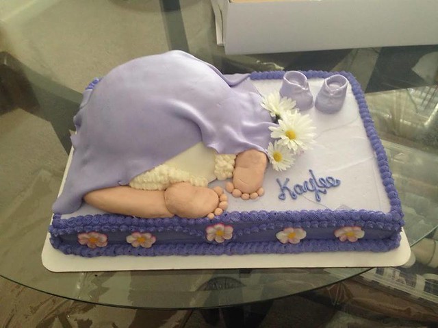 Baby Shower Cake by 2 Sisters Desserts