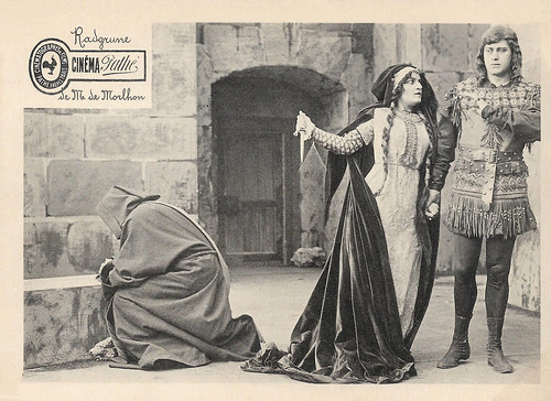 Madeleine Roch in Radgrune (1911)