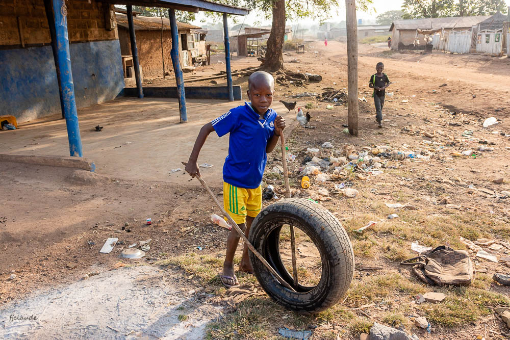 L'autre vie jeux de ce pneu - Le Bénin