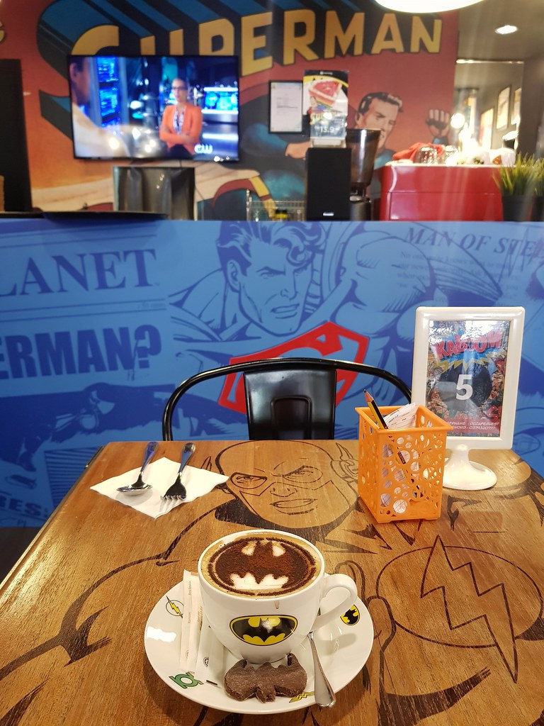 Fear the Bat Latte rm$12 @ DC Comics Super Heroes cafe at PJ Phileo Damansara 1