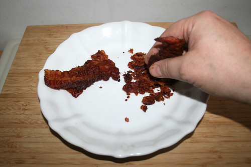 28 - Speckstreifen zerbröseln / Crumble bacon