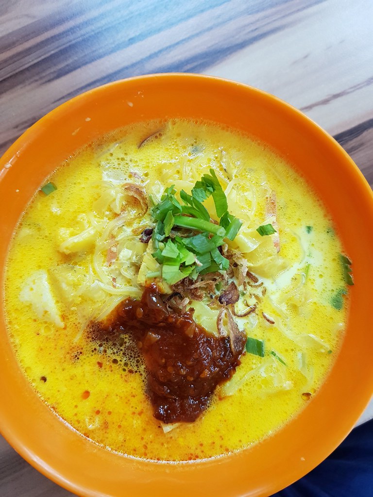 印尼巴東"隆冬"菜 Lontong Sayur Padang rm$5 @ Restoran FZ at PJ Phileo Damansara