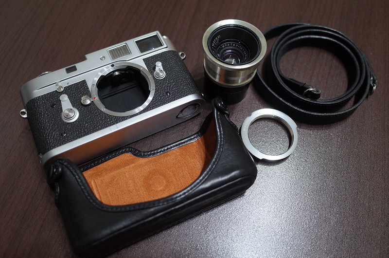Leica M2 Jupiter 12 35mm f2 8 LMリング Artisan Artist Leica Mボディケース Leica純正革ストラップ