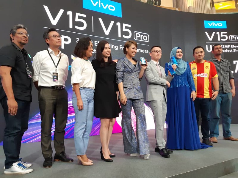 Peminat Siti Nurhaliza &Amp; Janna Nick Meriahkan Pelancaran Vivo V15 Pro