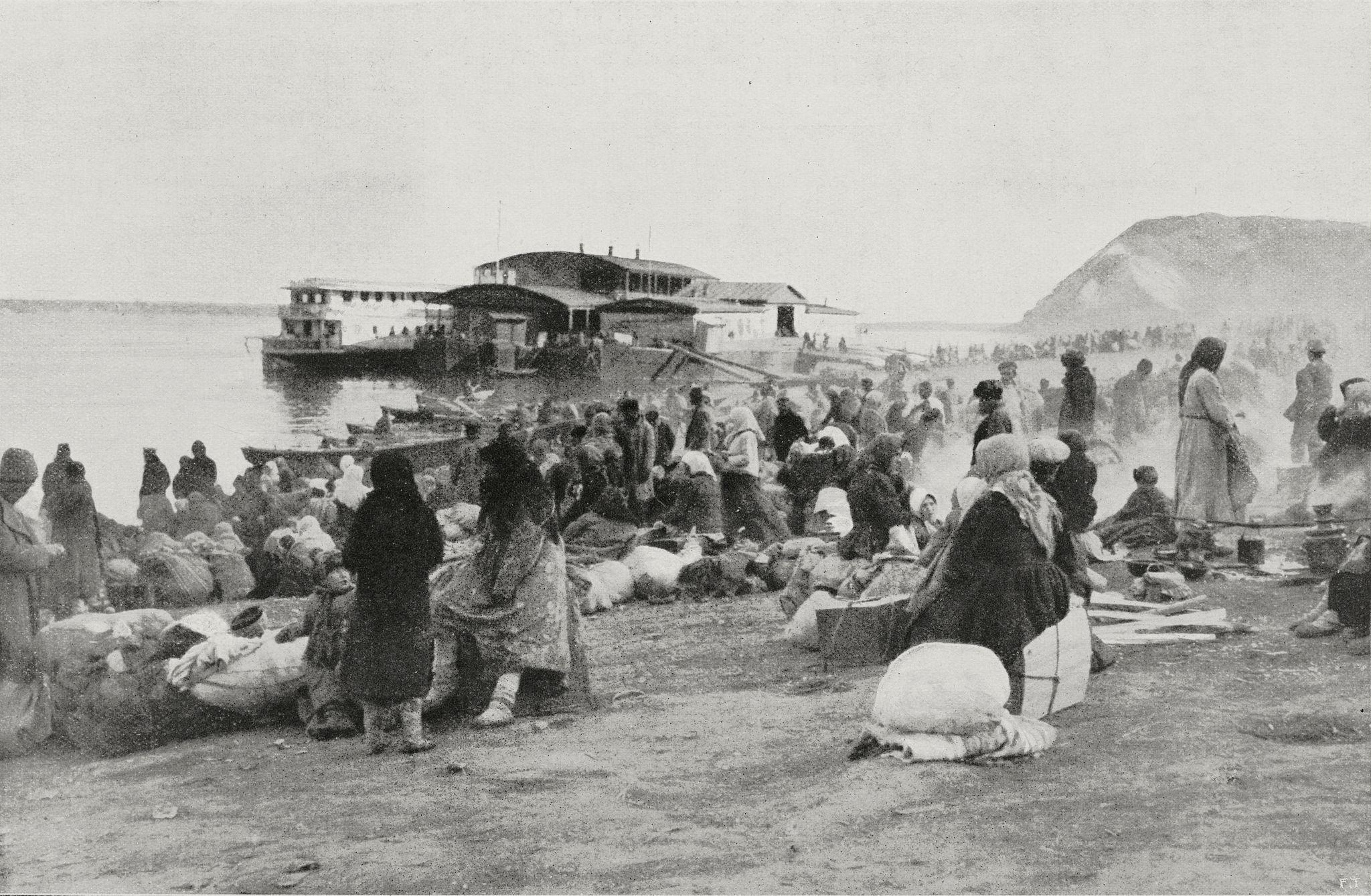 Лагерь беженцев на Волге в Самаре