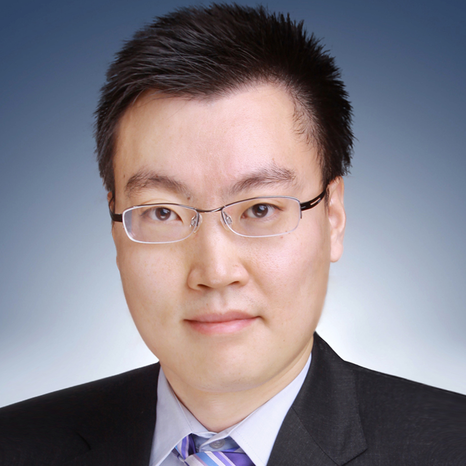 Portrait photograph of Dr Weixi Liu