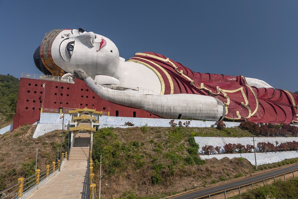 Lying Buddha 2 - Win Sein Monastery