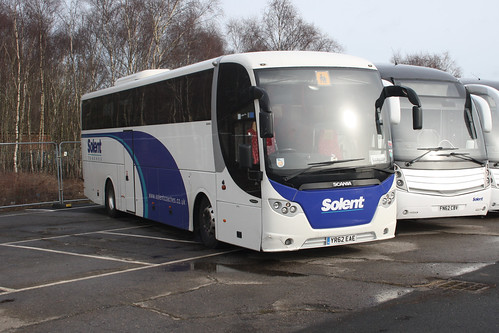 Solent Coaches 536753 YR62EAE