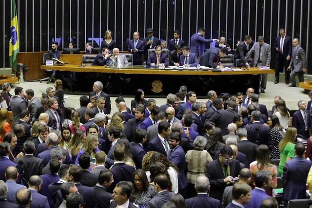 Plenário da Câmara dos Deputados durante discussão do PL 10.431/2018 - Créditos: Najara Araujo/Câmara dos Deputados