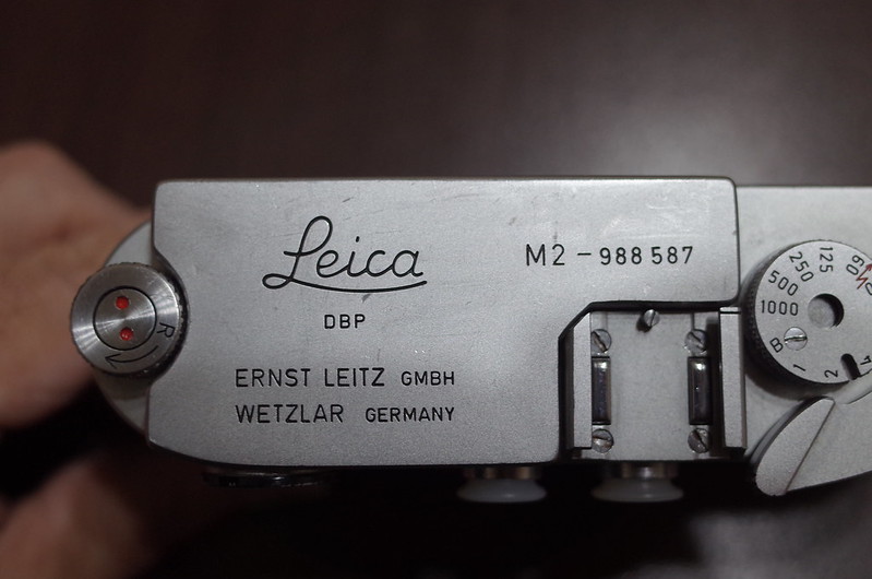 Leica M2軍艦部ロゴ