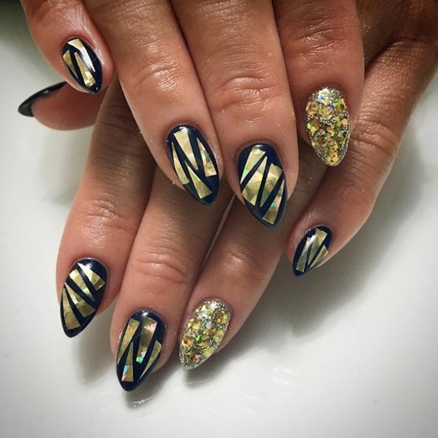 Shattered-Glass Nails