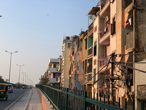 City Walk - Homely Views, Ashram Flyover