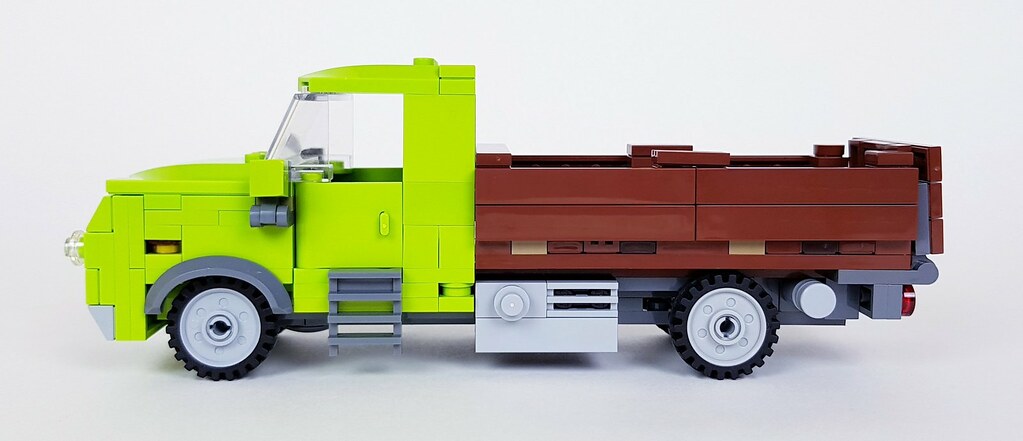 The farmer's van - a LEGO Ideas project