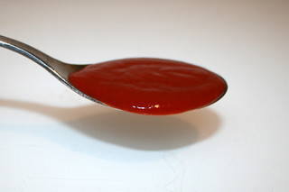02 - Zutat Sriracha-Sauce / Ingredient sriracha sauce