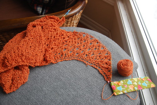 Knitting an all-over lace shawl in handspun Blue Faced Leicester Wool/Silk blend yarn handdyed in madder by irieknit