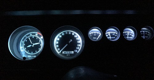New tic tock tach and LED lights crop
