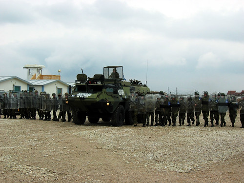kosovo kfor troops solders
