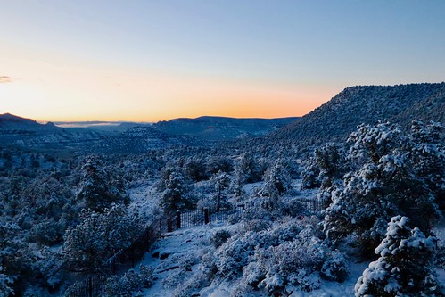 nyd morning snow winter 2019 arizona sedona sunrise westsedona