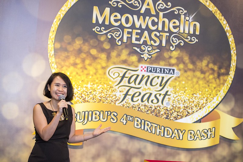 Fancy Feast Bawakan Makanan Kucing Bertaraf 'Meowchelin'