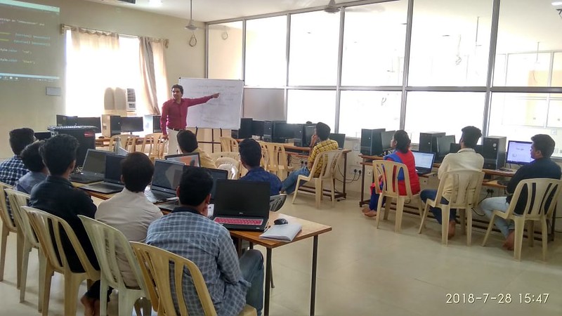 Workshop on “AngularJS”  by Mr. Mayur Kharat, CTO Flaming Blade IT Solutions LLP., Pune