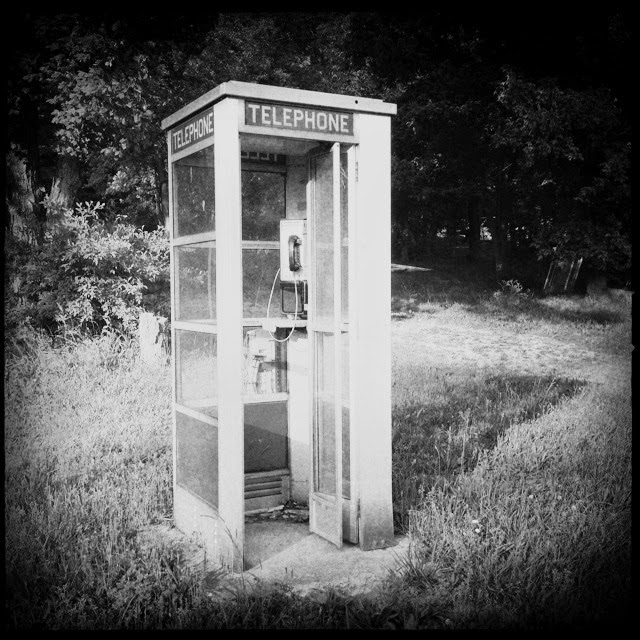 Abandoned(?) phone booth in southern Illinois