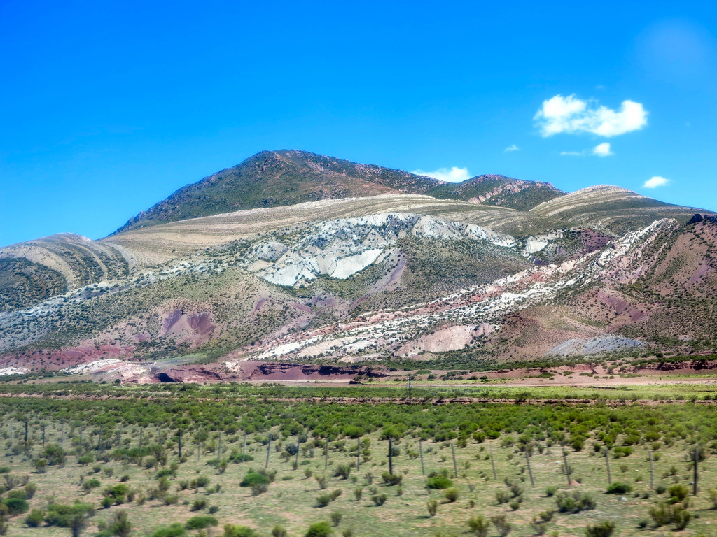 Camino al cerro de los siete colores