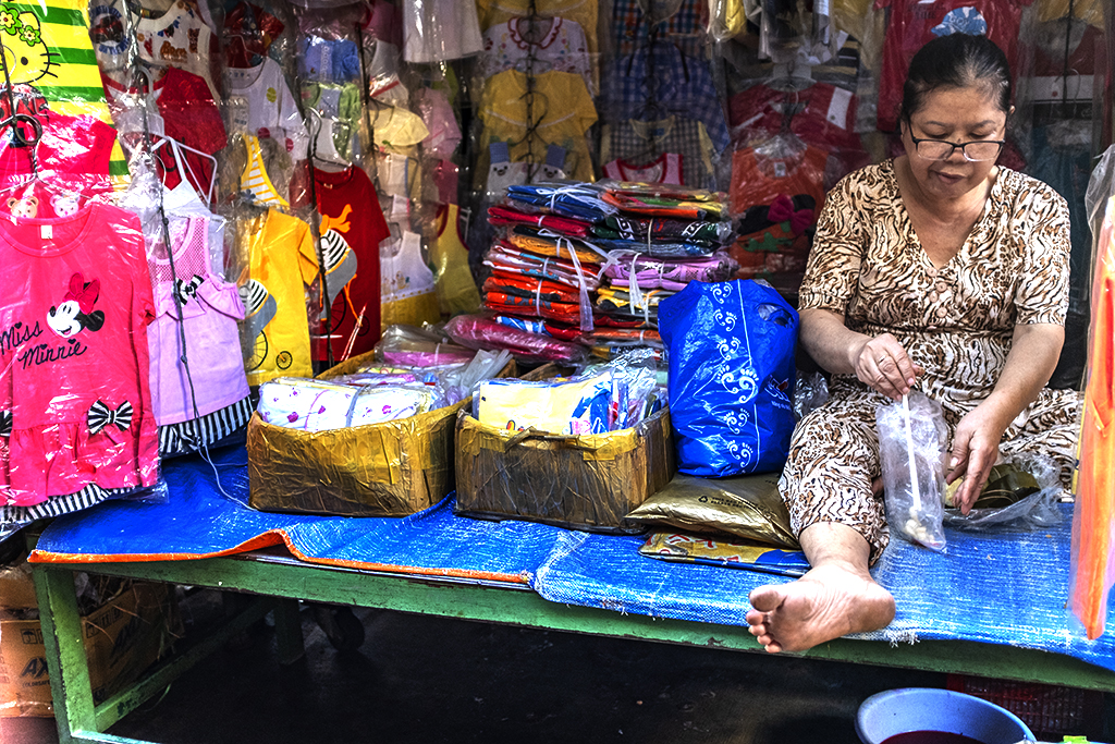Phu Dinh Market on 2-21-19--Saigon 15