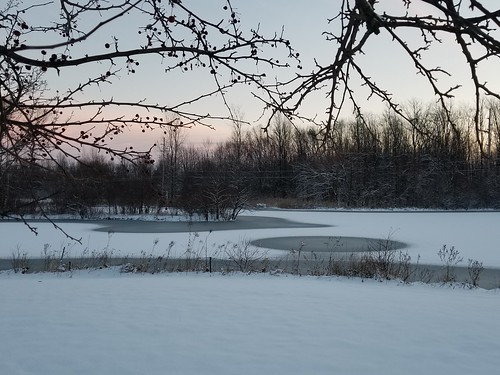 sunrise snow circle s8 winter pond 20190113pondcircle075259